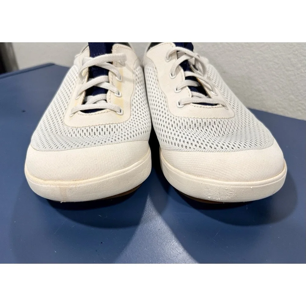 OluKai Moku Pae White Mesh Boat Shoes Sneakers Mens 9 See pics Fold Drop In Heel